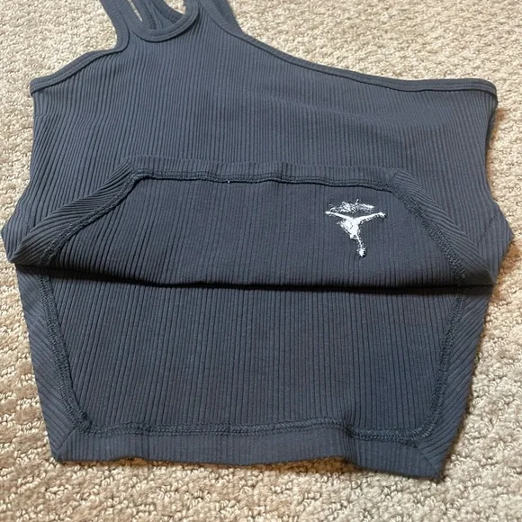 Nike Air Jordan Asymmetrical Ribbed Tank - Picture 5 of 11